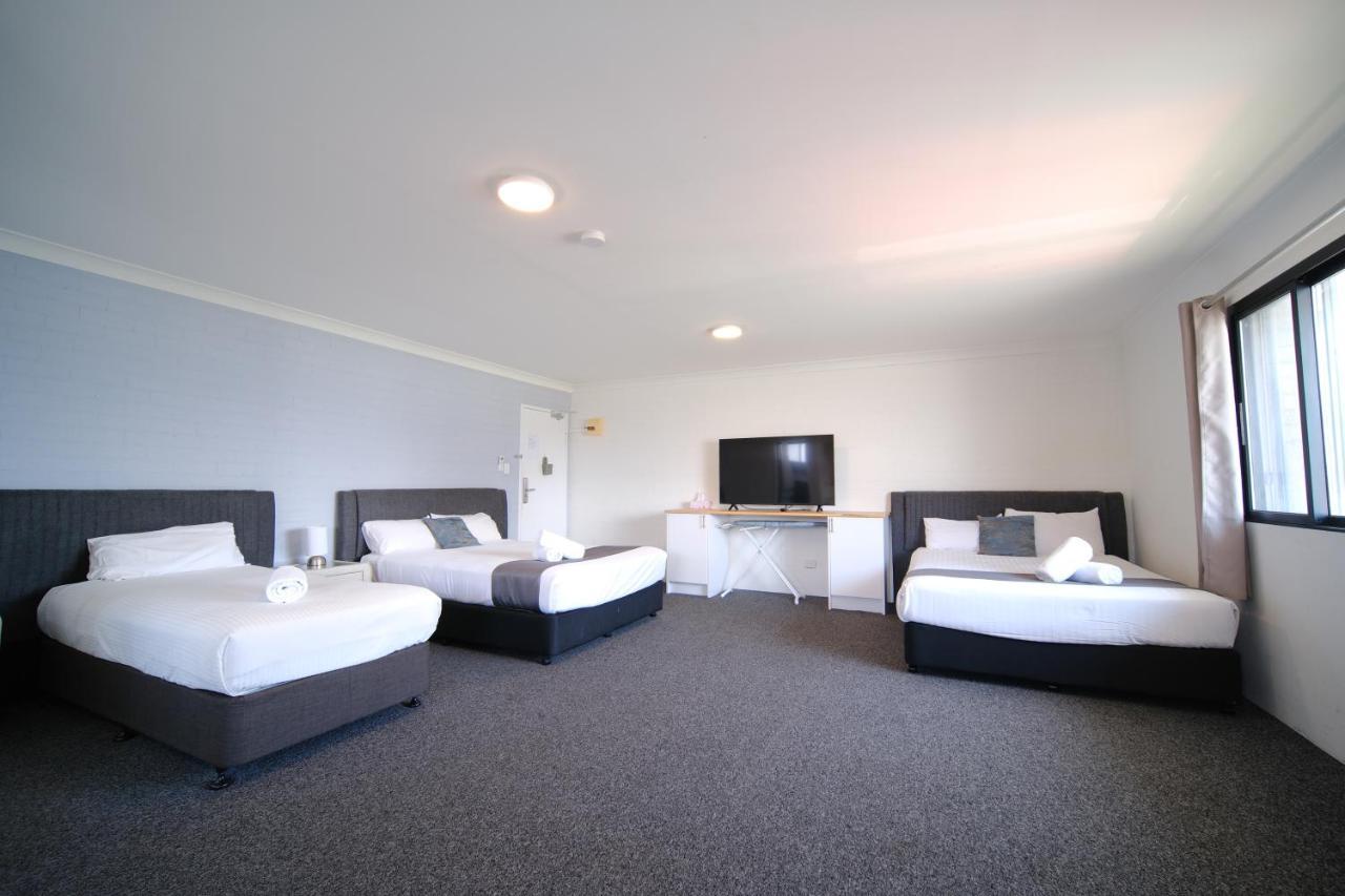 Primbee Lakeside Inn Wollongong المظهر الخارجي الصورة