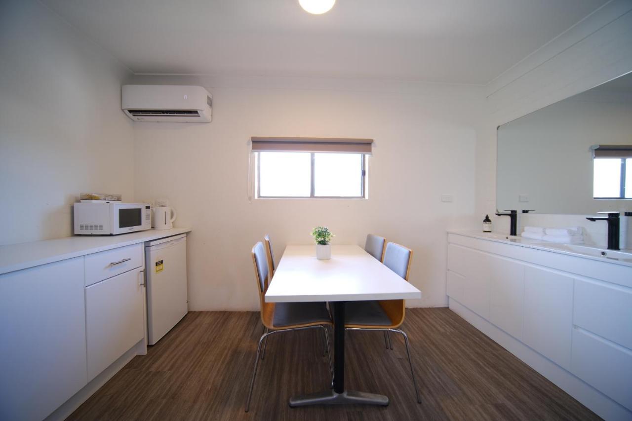 Primbee Lakeside Inn Wollongong المظهر الخارجي الصورة