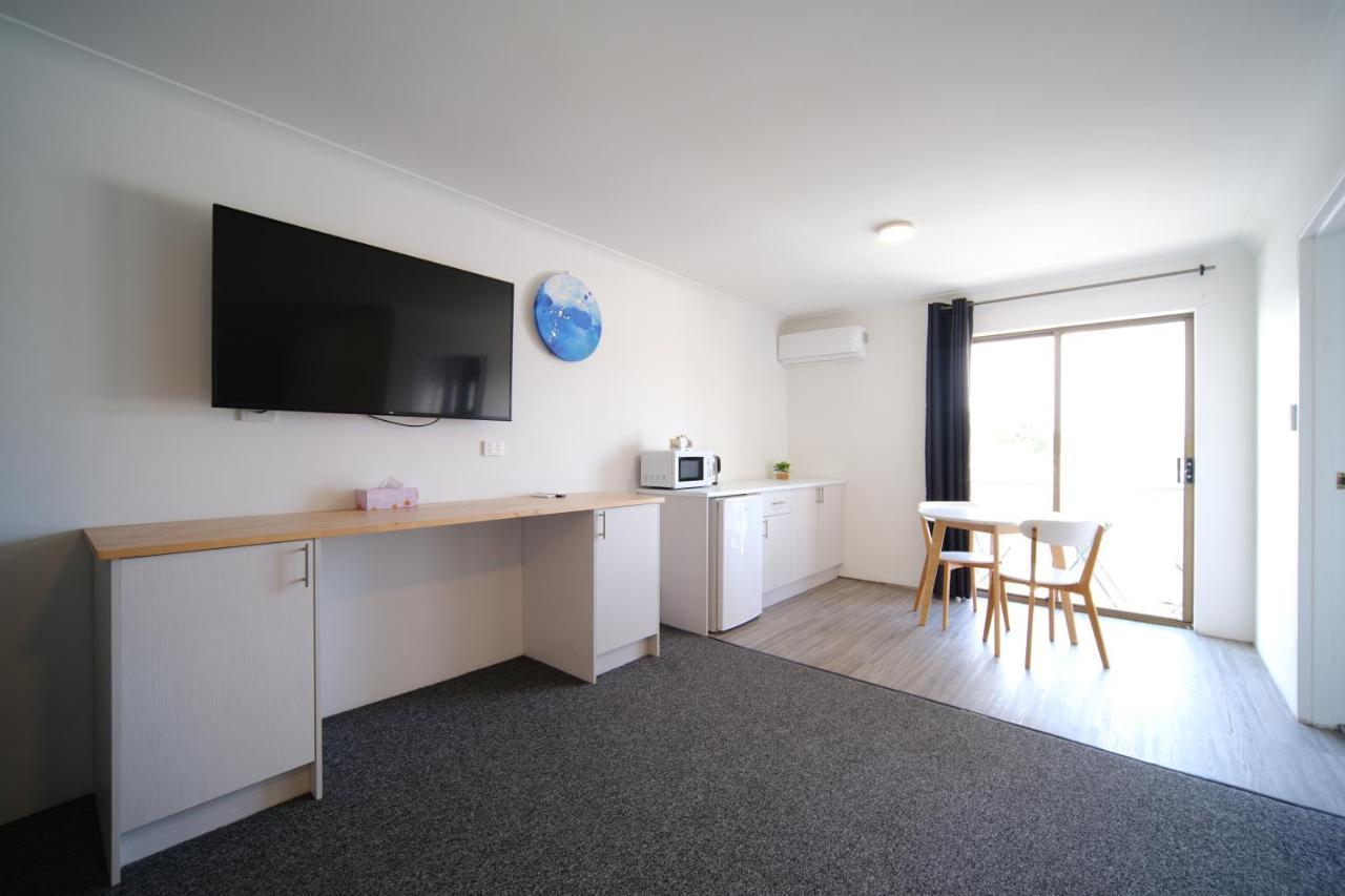 Primbee Lakeside Inn Wollongong المظهر الخارجي الصورة