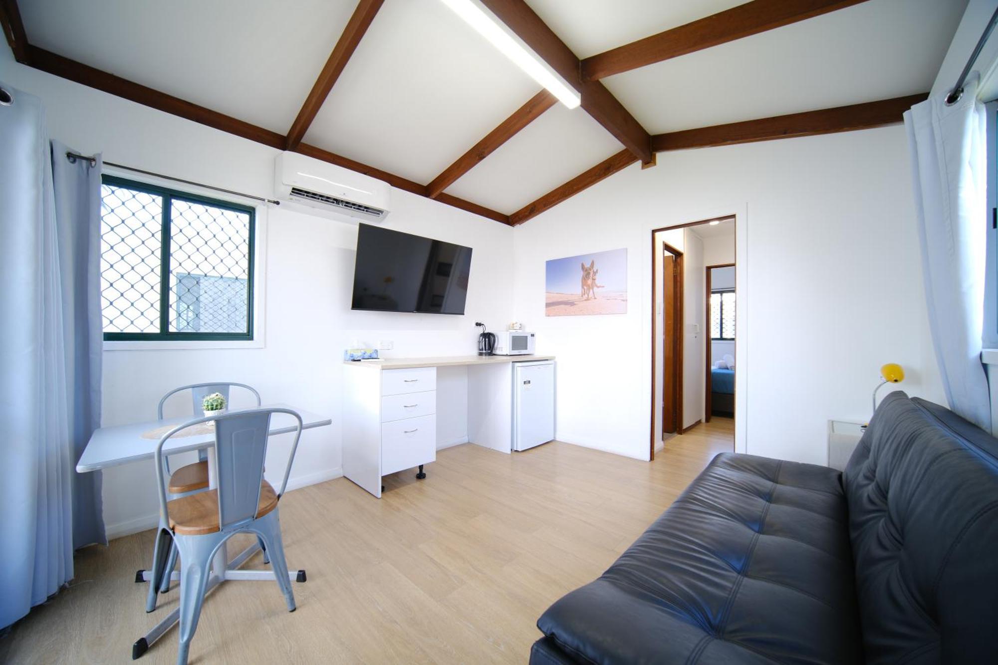 Primbee Lakeside Inn Wollongong المظهر الخارجي الصورة