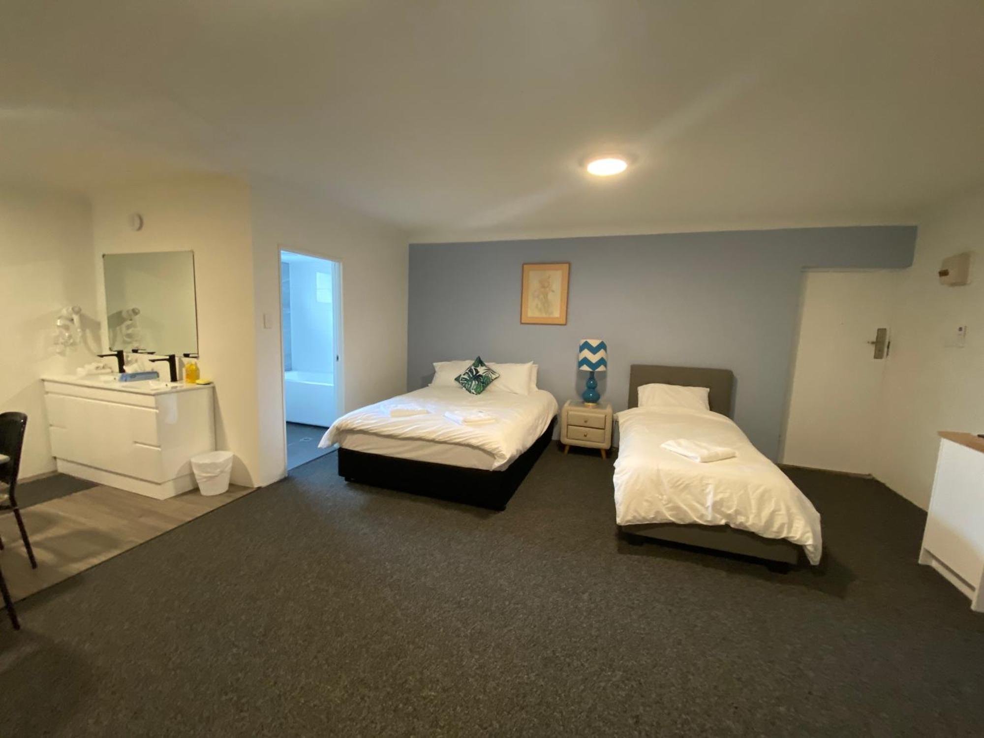 Primbee Lakeside Inn Wollongong المظهر الخارجي الصورة